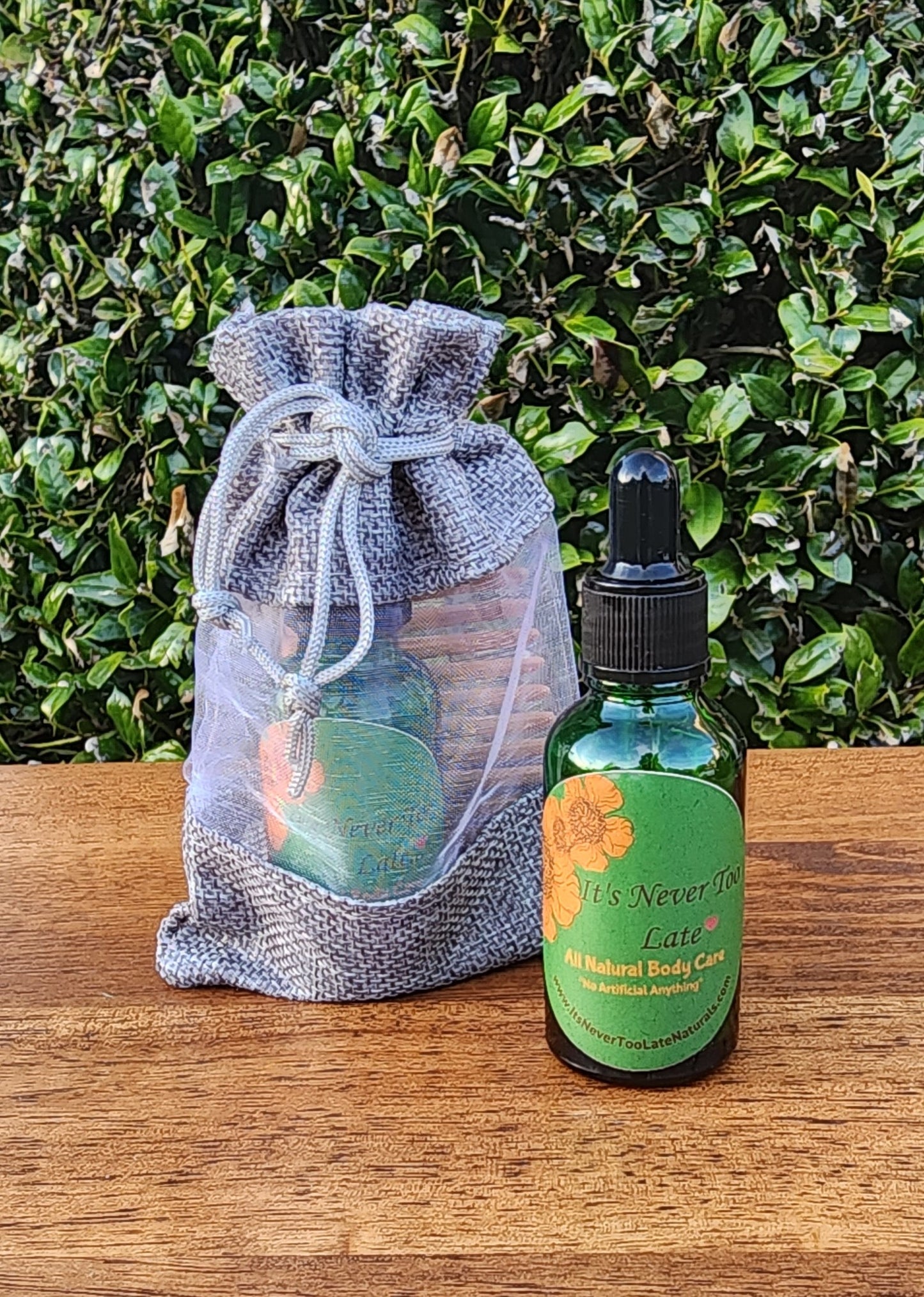 Nourishing Beard Oil~Fresh Basil *Pouch & Grooming Comb Included (Price listed is for 1 beard oil.)